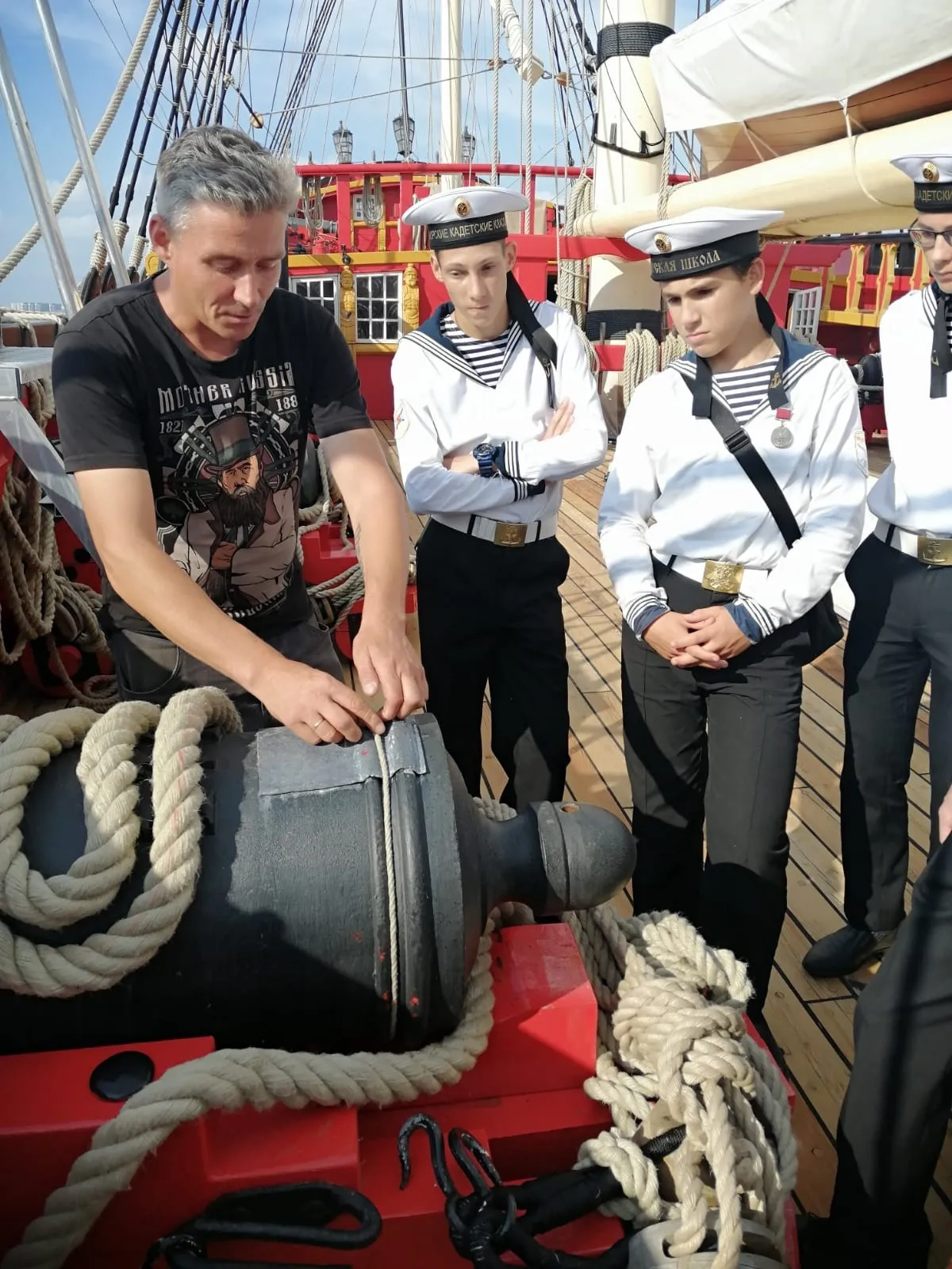 Воспитанники Кронштадтского морского кадетского военного корпуса прошли первый этап программы практики «Школа под парусами»